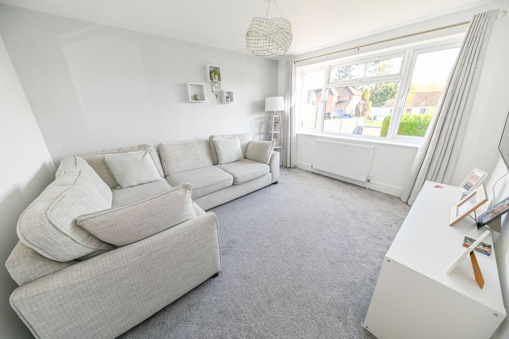 Property photo 2 of 19 Photo 6