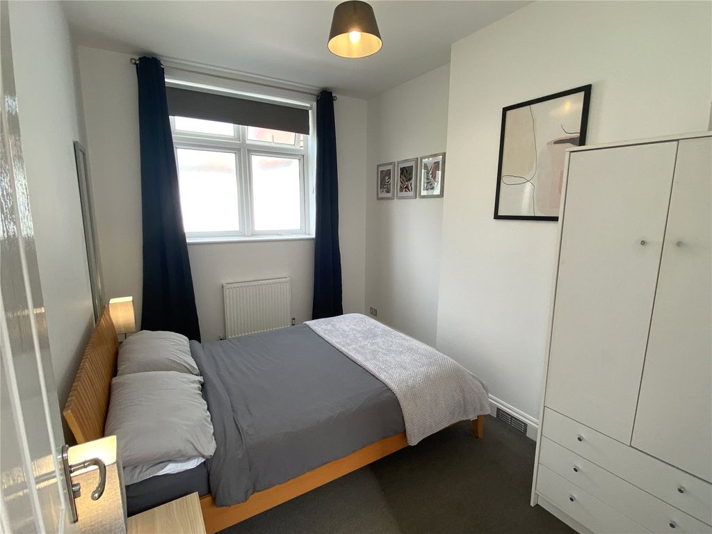 Property photo 3 of 11 Picture No. 08