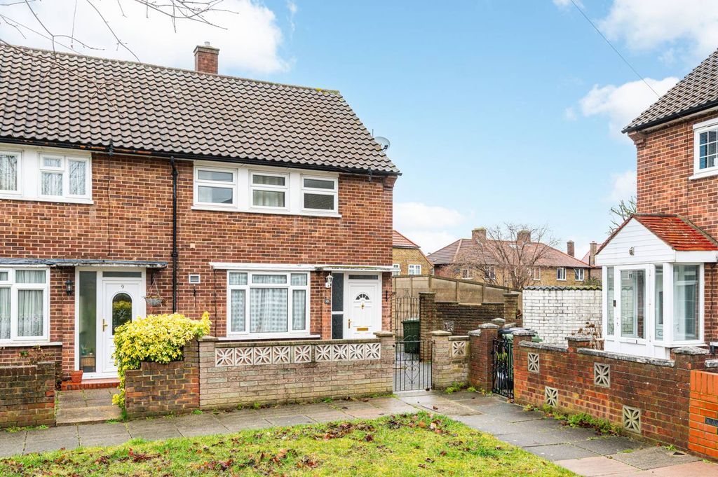 Property photo 1 of 18