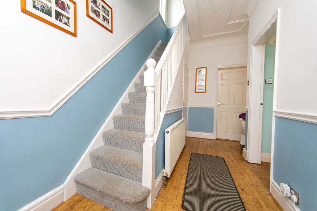 Property photo 2 of 26 d8d1F2043391c185570Cac1921F75809Beb6878F.Jpeg