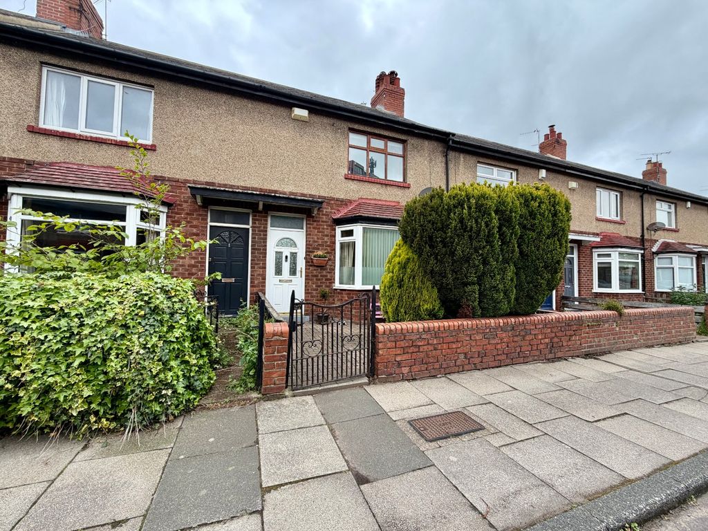 Property photo 1 of 11 Outside