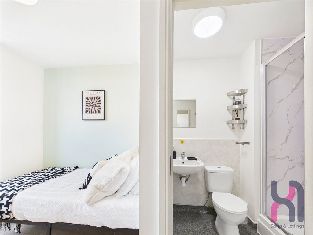 Property photo 2 of 7 Picture No. 02