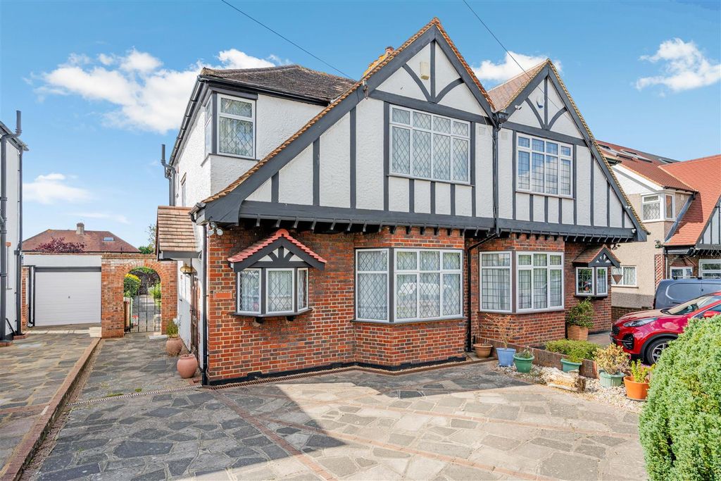 Property photo 1 of 14 Waverley Road,  (14 From 24)-24.Jpg