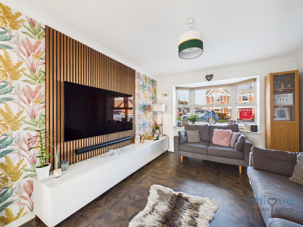 Property photo 3 of 25