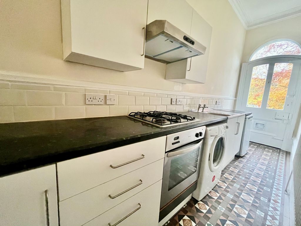 Property photo 3 of 5 Image