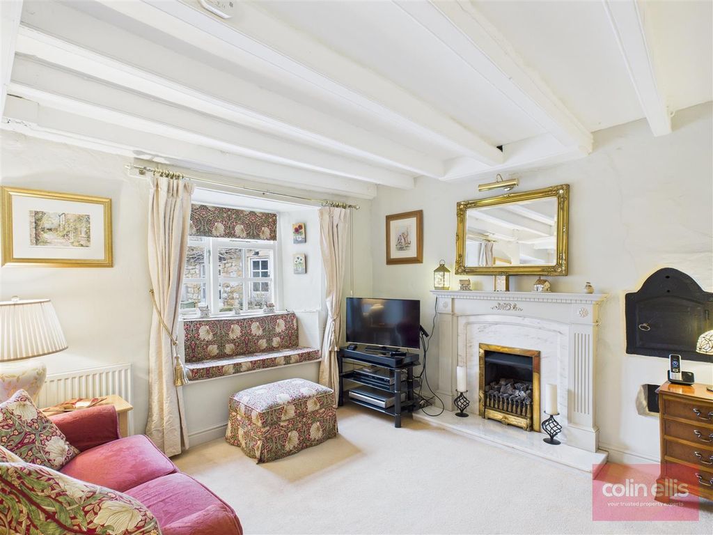 Property photo 3 of 27 Cam05075G0-Pr0274-Still019.Jpg