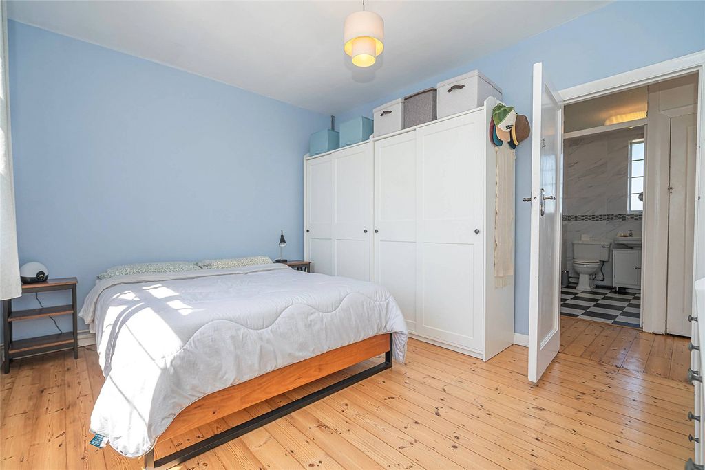 Property photo 3 of 43 Bedroom C