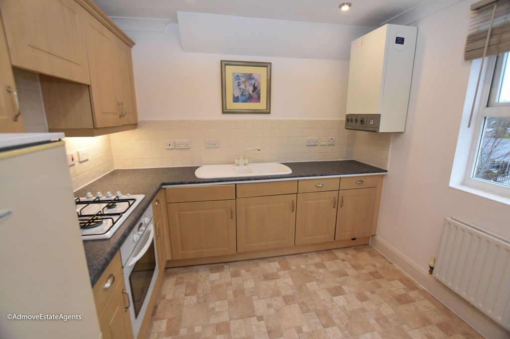 Property photo 3 of 7 Photo 3