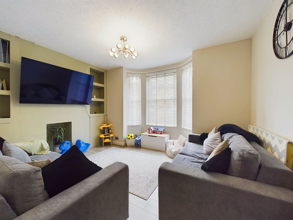 Property photo 3 of 13 Picture No. 02