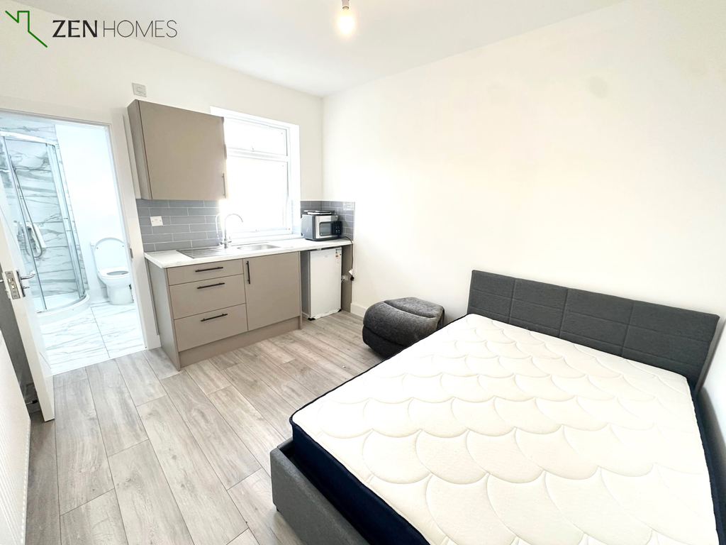 Property photo 1 of 2