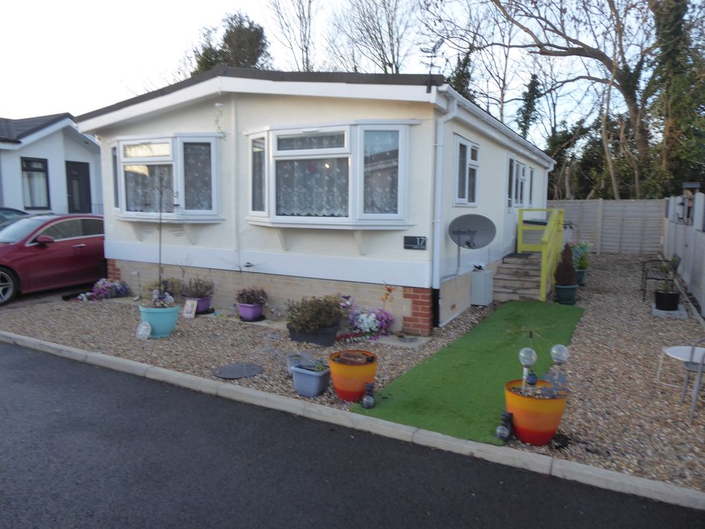 Property photo 1 of 9