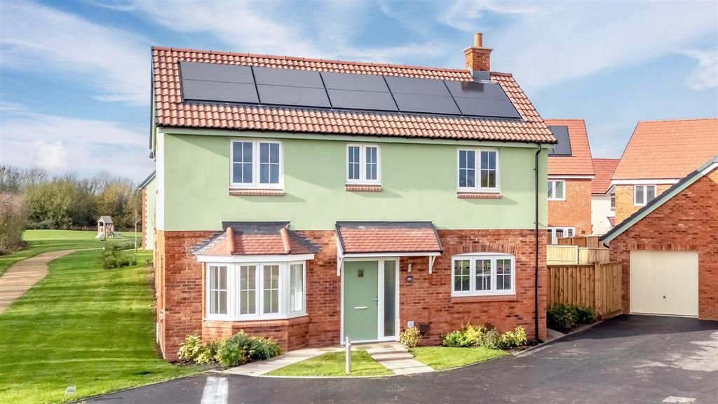 Property photo 1 of 11