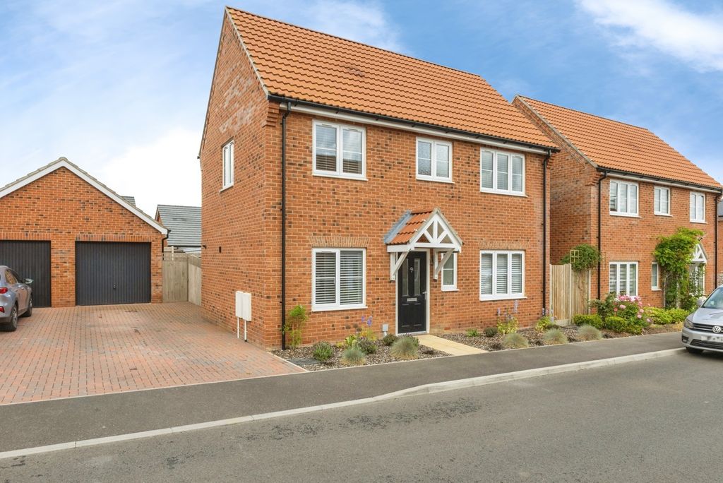 Property photo 1 of 19 Pbox-Img.Jpg