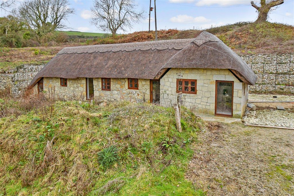 Property photo 1 of 12 External (Web)