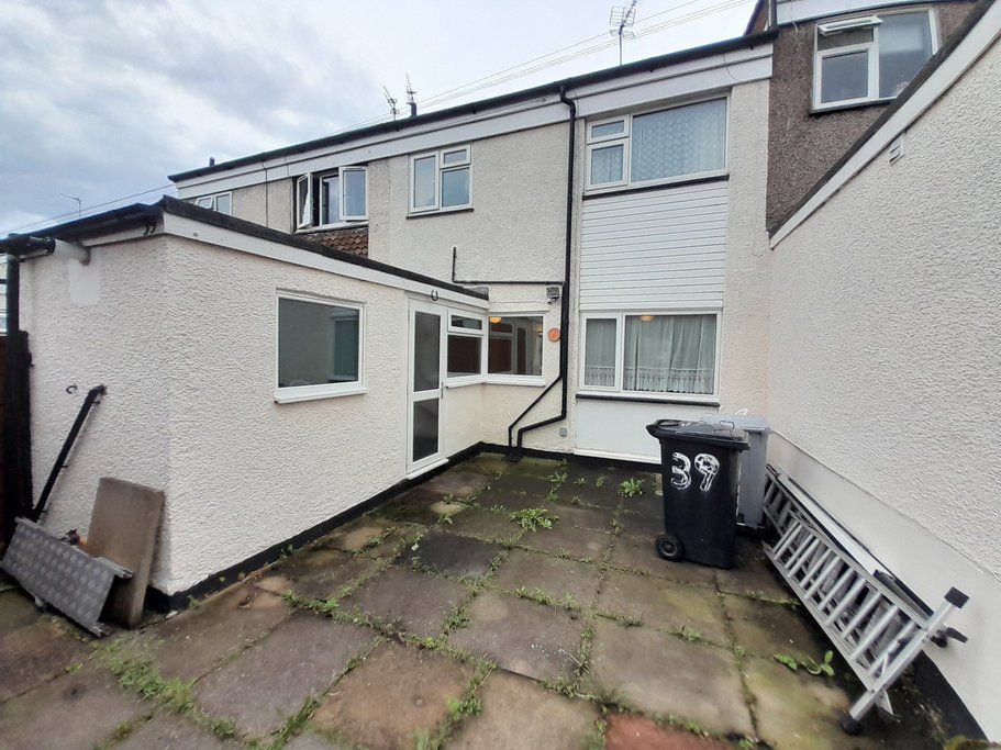 Property photo 2 of 16