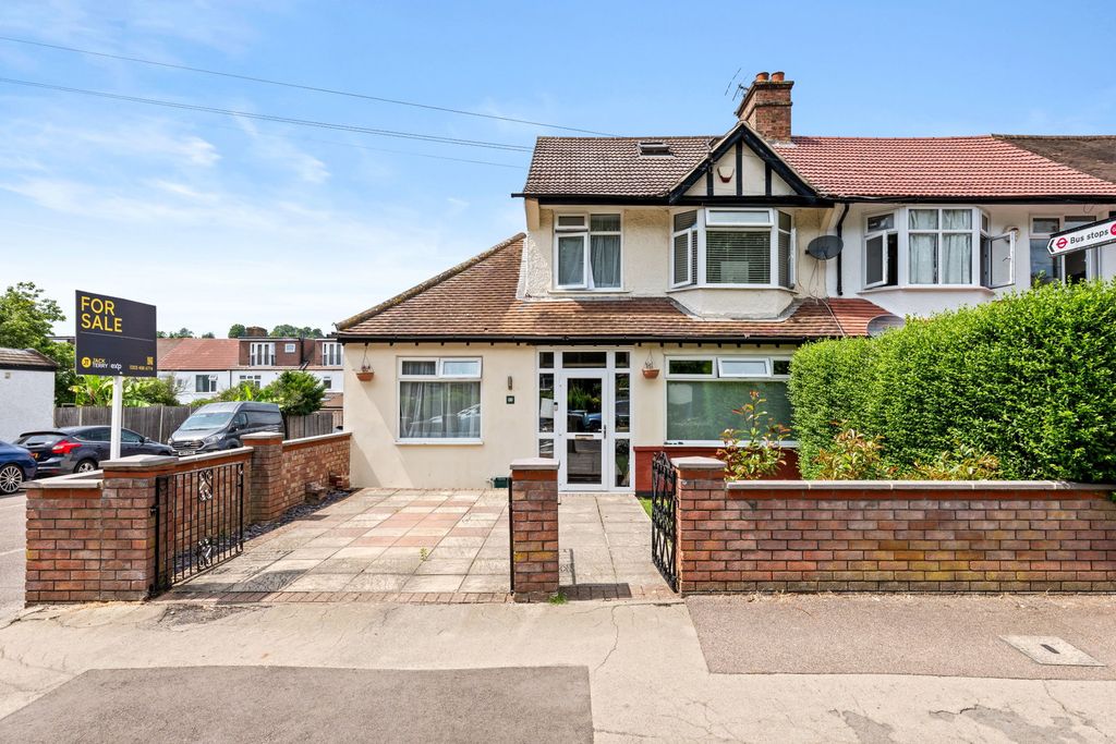 Property photo 1 of 18