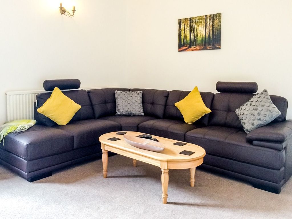 Property photo 3 of 6