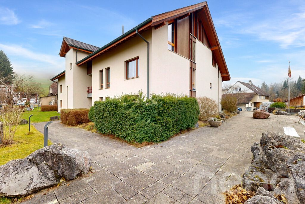 Property photo 2 of 12