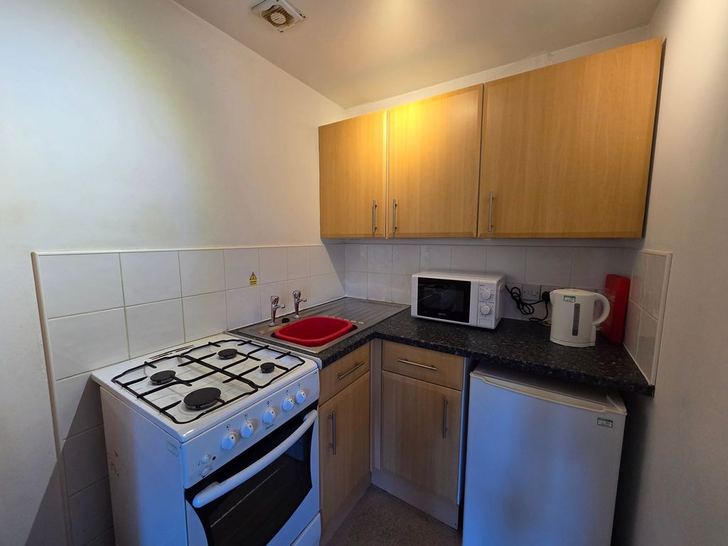 Property photo 2 of 3