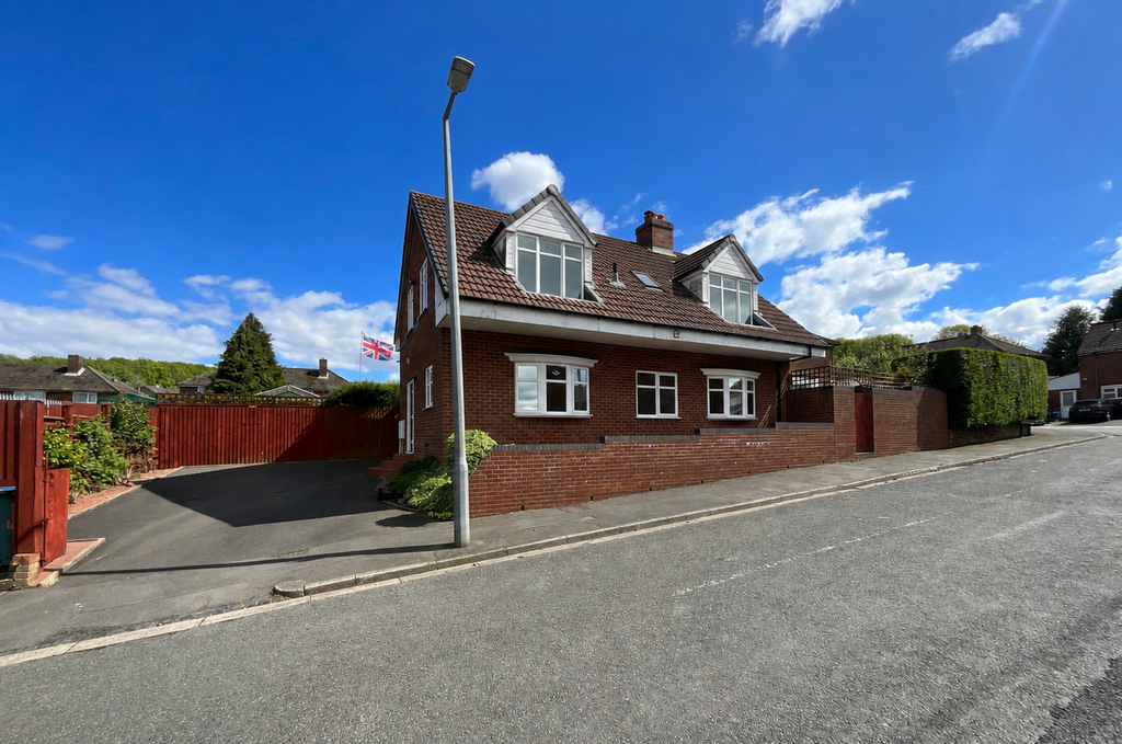 Property photo 1 of 29