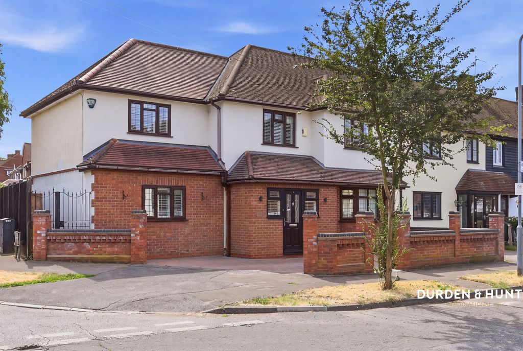 Property photo 1 of 29