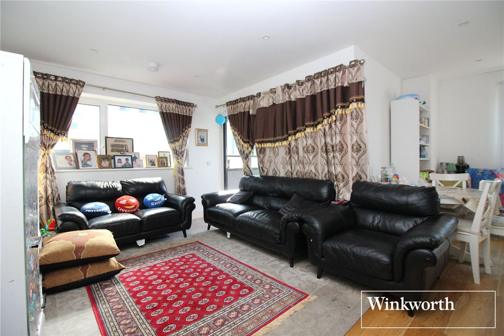 Property photo 3 of 12 Picture No. 11