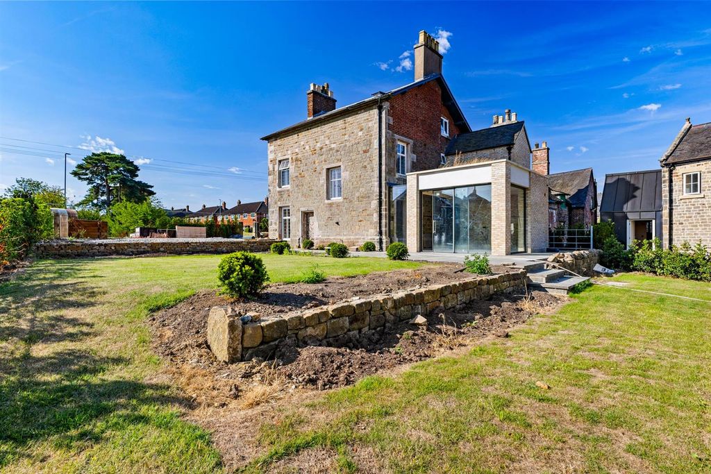 5 bed semi-detached house for saleHaregate Road, Leek, Staffordshire ST13
