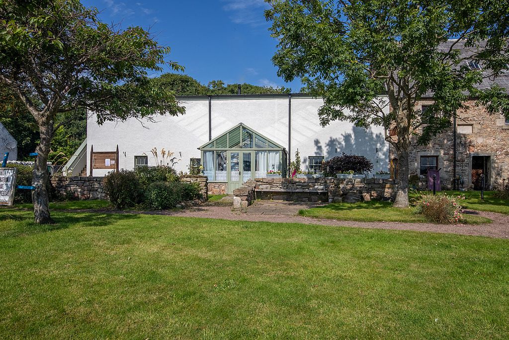 Property photo 1 of 38