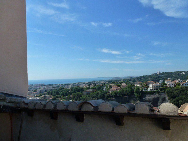 Property photo 1 of 22 Haut-De-Cagnes, Charming Village House, Sea View .