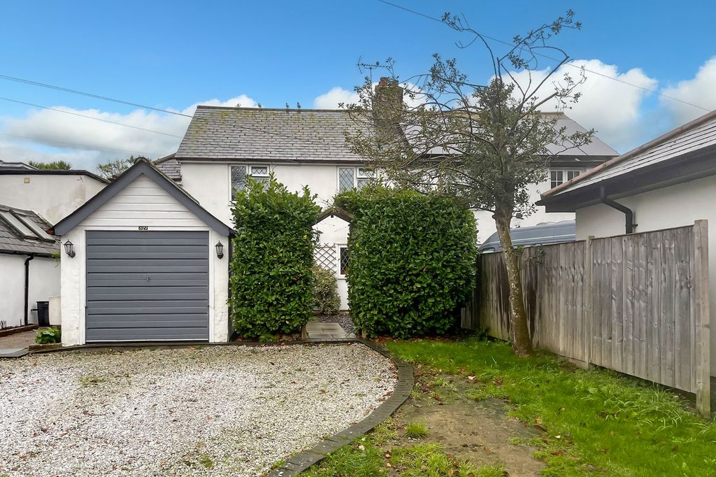 Property photo 1 of 20 Picture No. 04