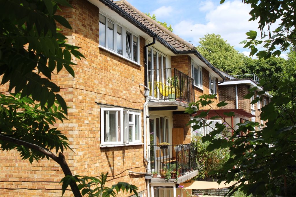 Property photo 1 of 11 Img_1336