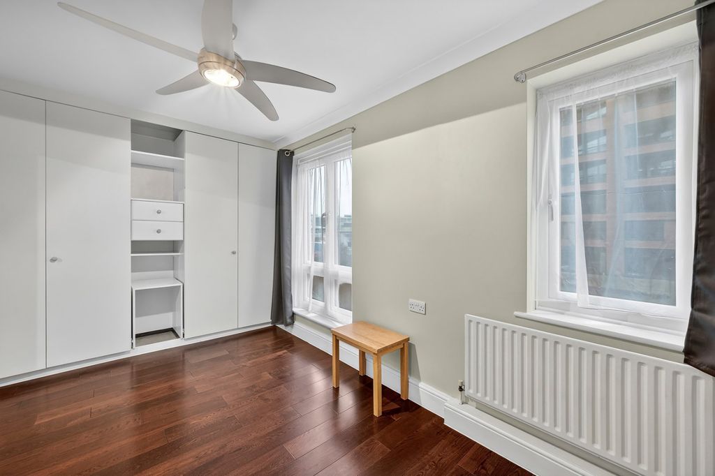 Property photo 3 of 16
