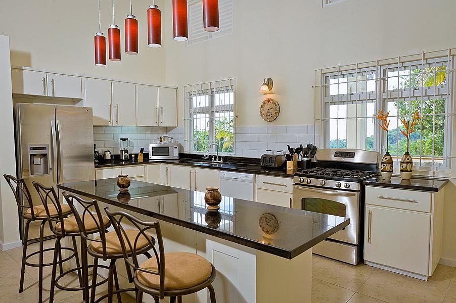 Property photo 3 of 8 Villa Destiny