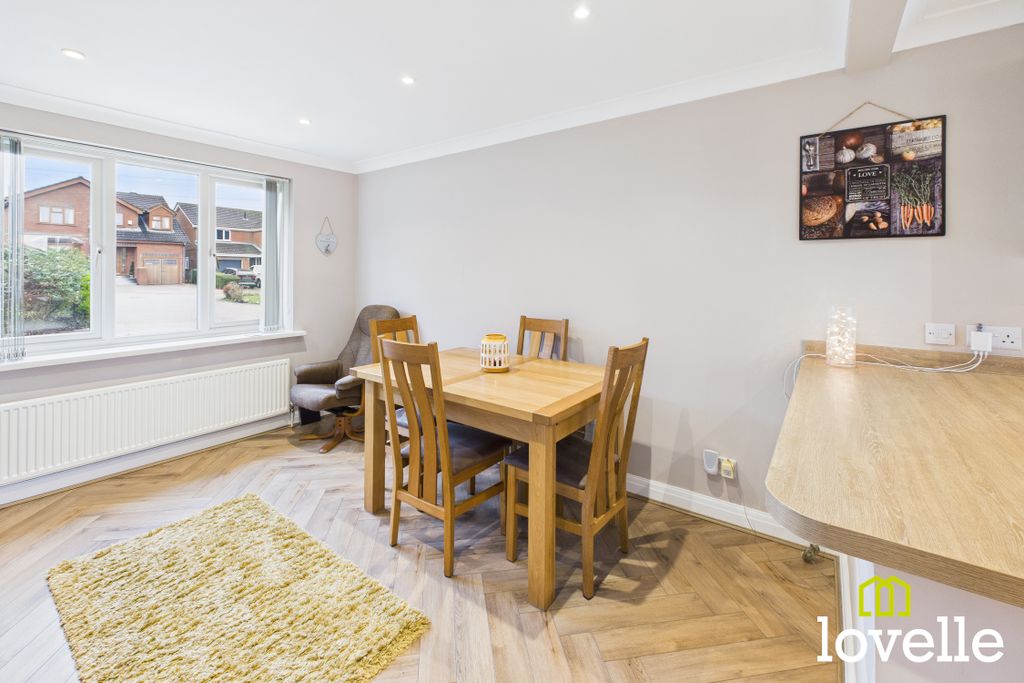 Property photo 3 of 30