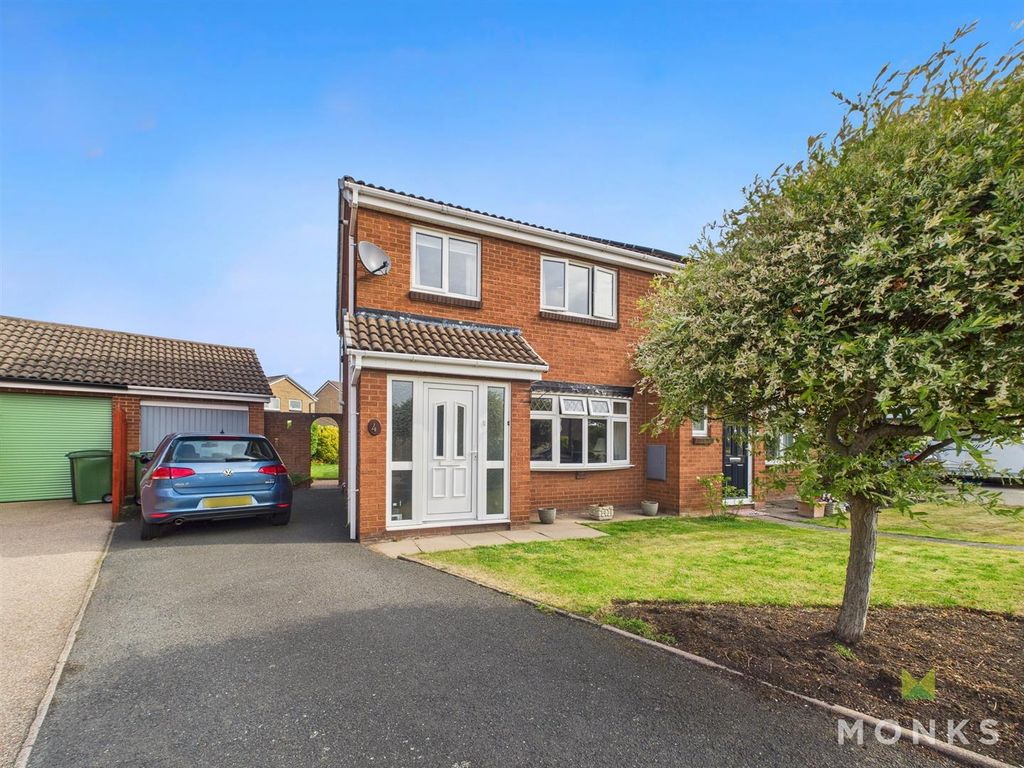 Property photo 1 of 16 Cam01520G0-Pr0240-Still018.Jpg
