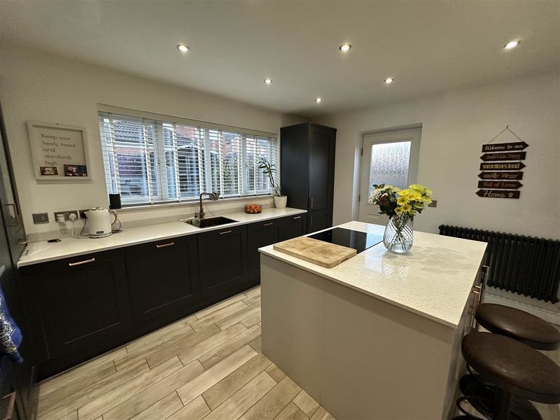 Property photo 2 of 20 Photo 9