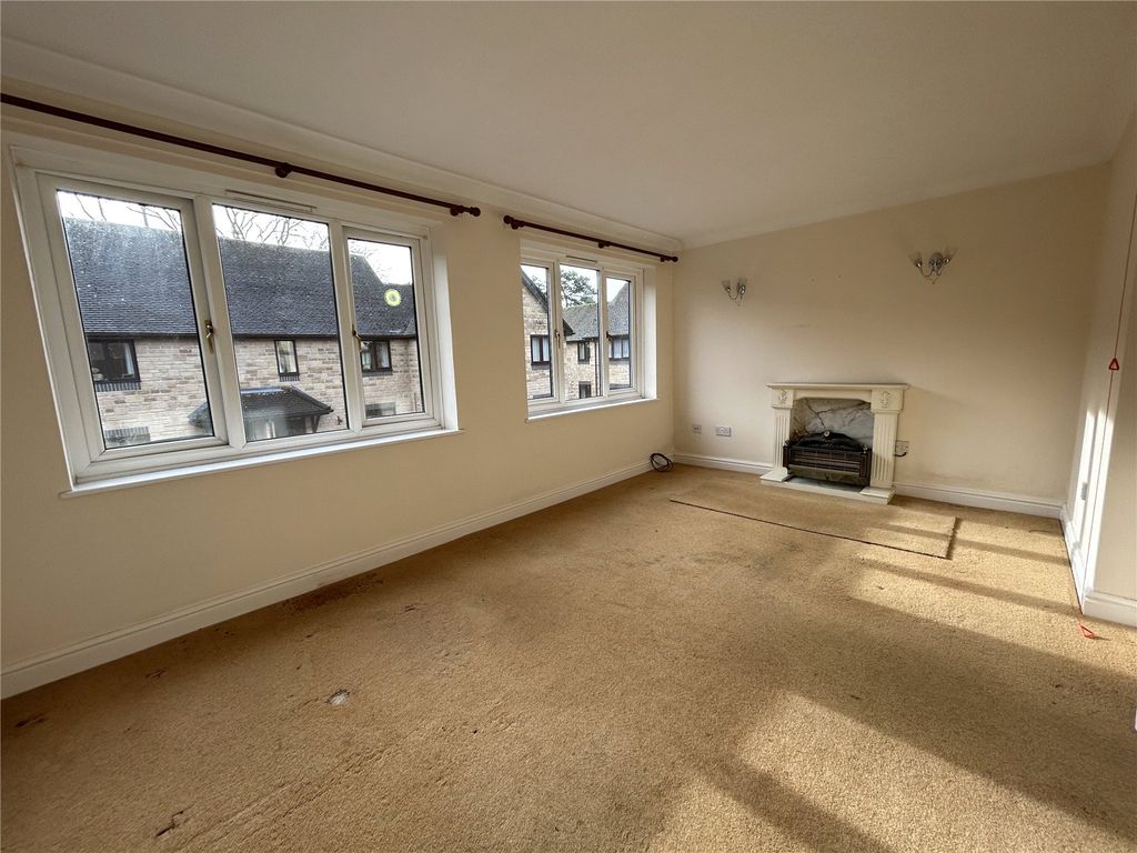 Property photo 2 of 8 Picture No. 07