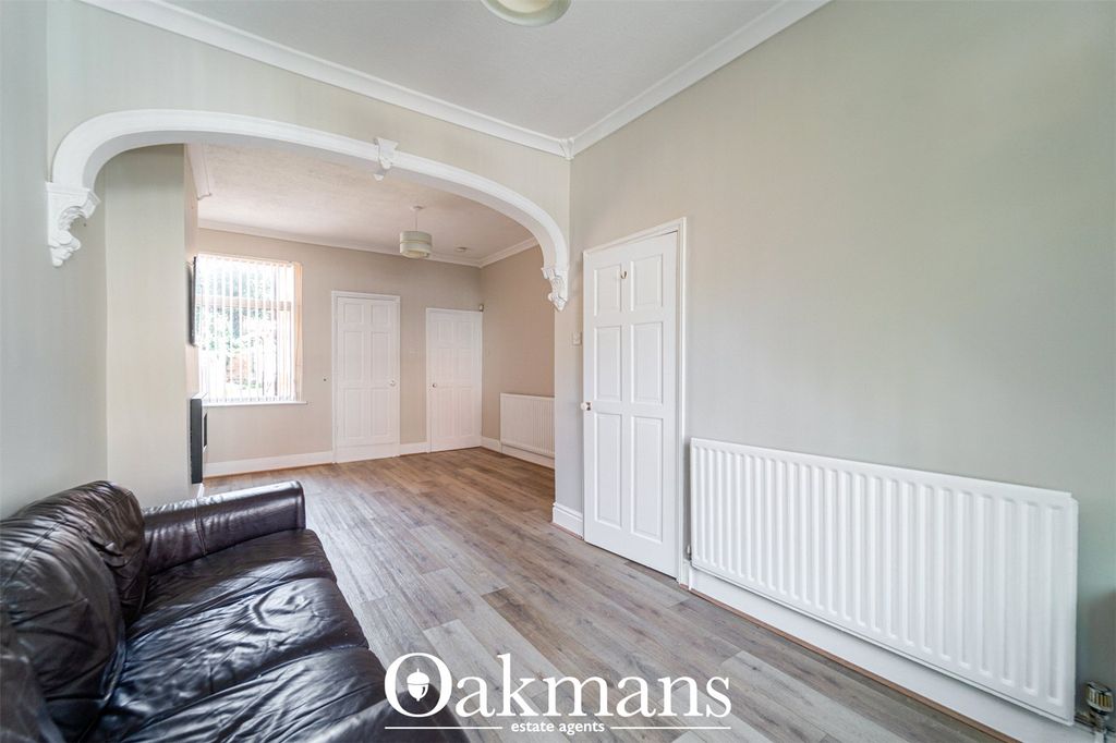Property photo 3 of 17 Picture No. 01