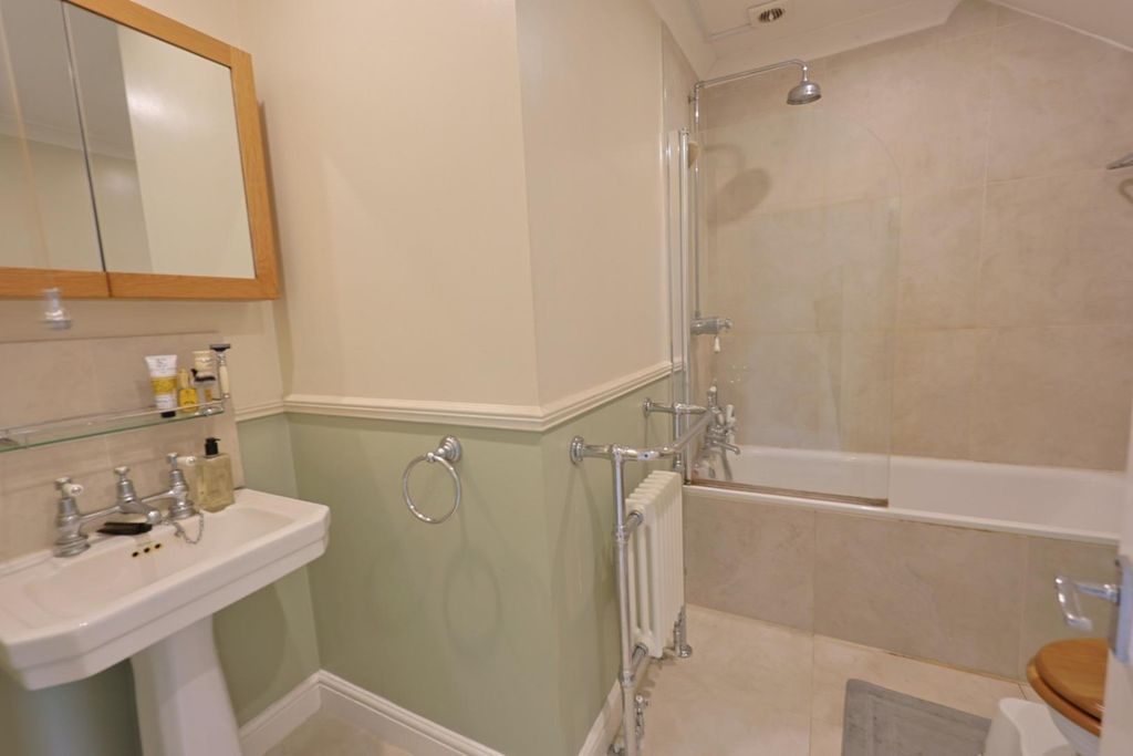 Property photo 3 of 5 3790644