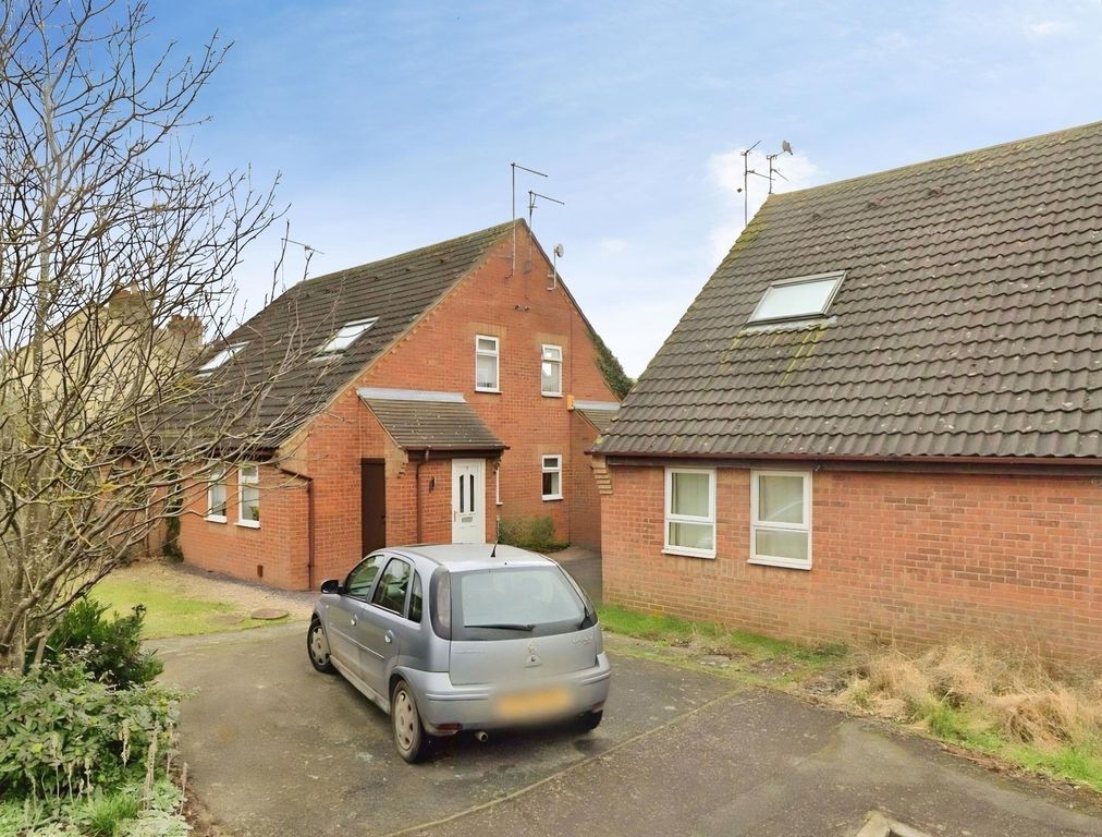 Property photo 1 of 1