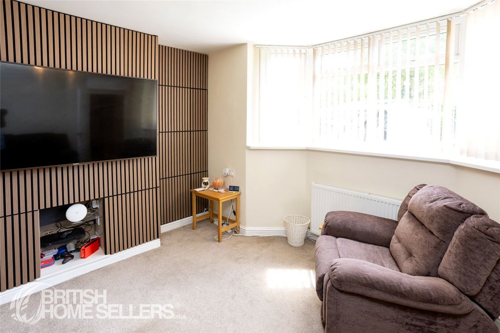 Property photo 3 of 28 Picture No. 58