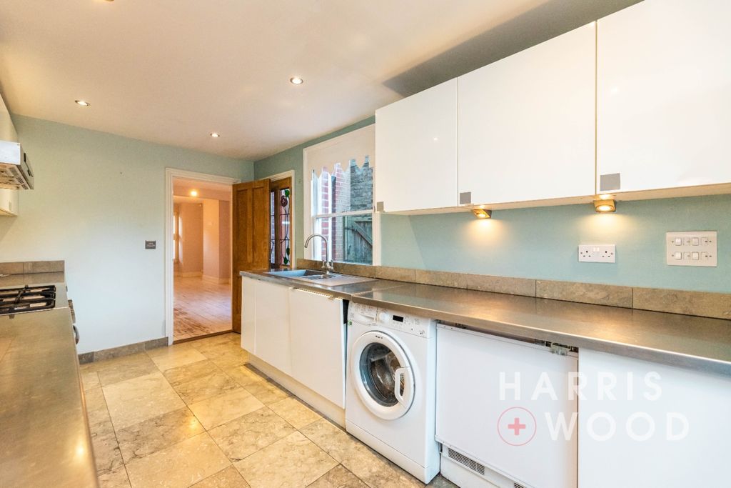 Property photo 2 of 21 4466291