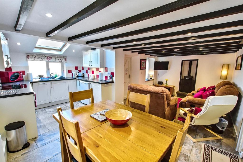 Property photo 1 of 35 Open Plan Living Area