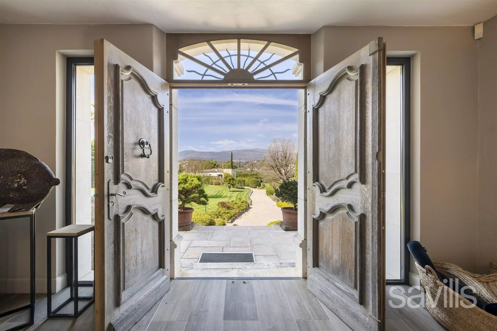 Property photo 1 of 23 A Majestic Estate In The Heart Of Valbonne