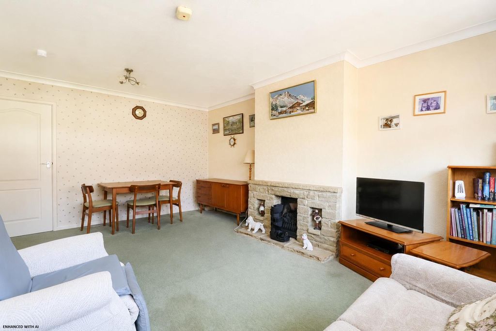 Property photo 3 of 16