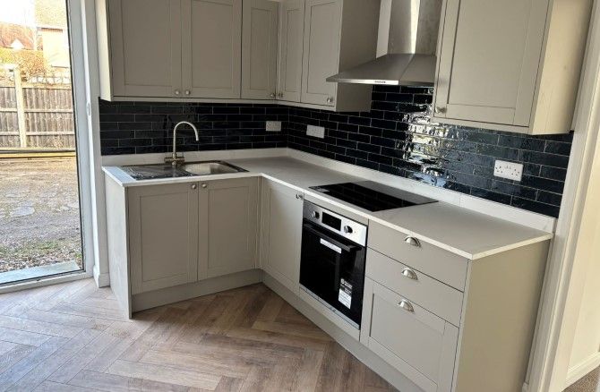 Property photo 3 of 35