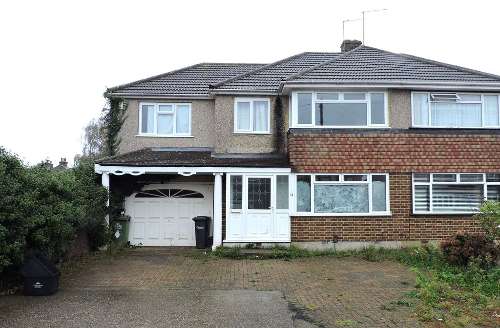 Property photo 1 of 33