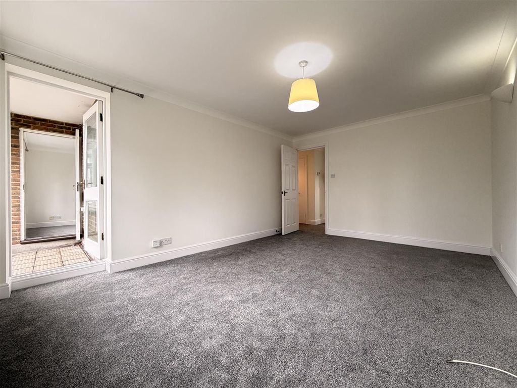Property photo 3 of 16 Img_8635.Jpg