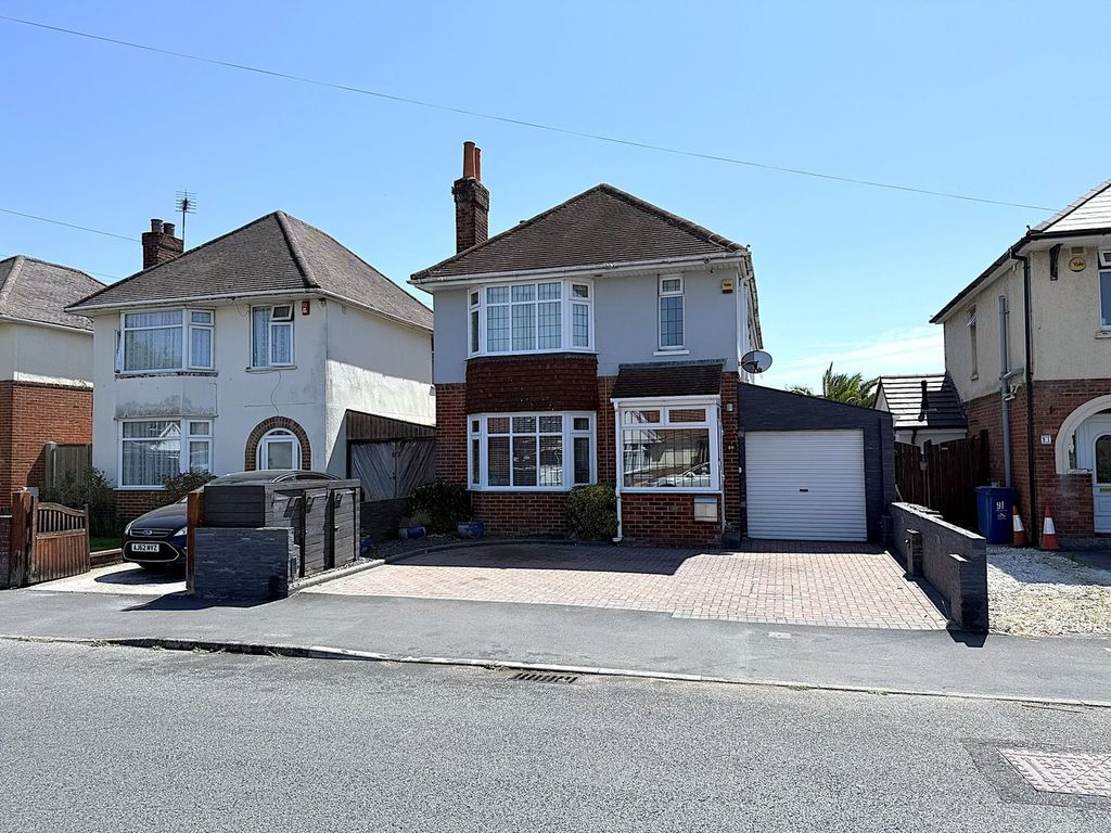 Property photo 1 of 46