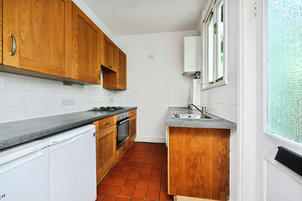 Property photo 3 of 17